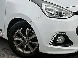 Used 2015 Hyundai i10 Premium White - Interior and Exterior details 3