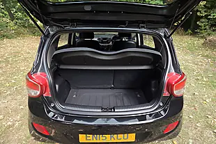 Used 2015 Hyundai i10 S Black - Interior and Exterior details 10