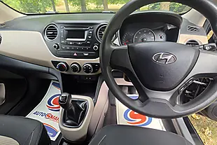 Used 2015 Hyundai i10 S Black - Interior and Exterior details 19