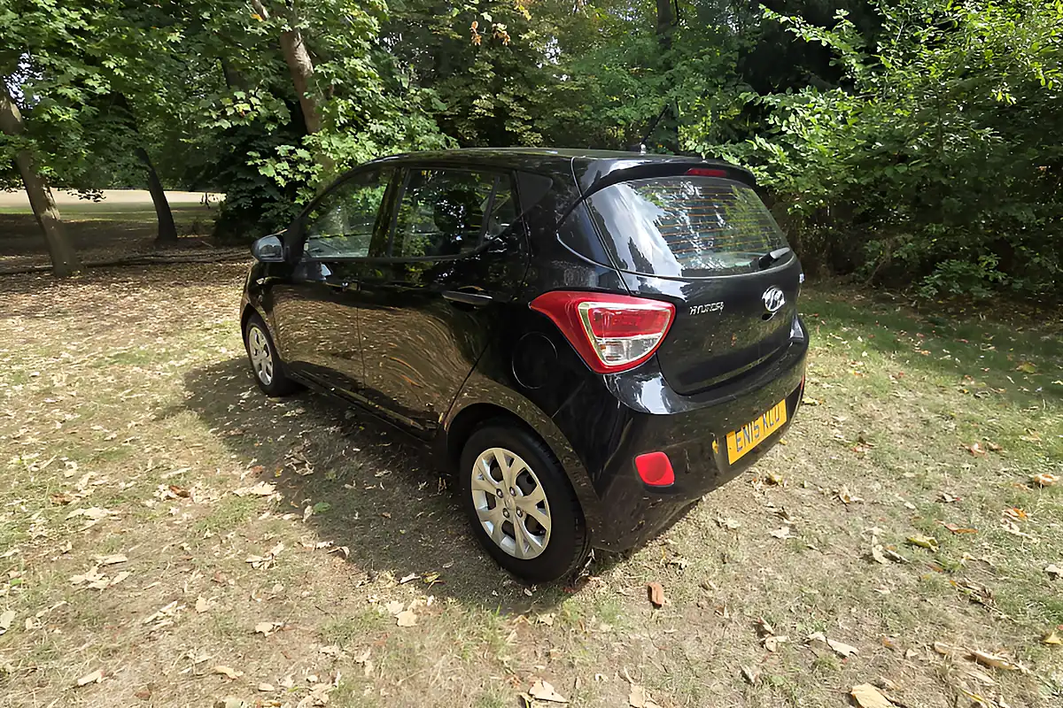 Used 2015 Hyundai i10 S Black - Interior and Exterior details 5