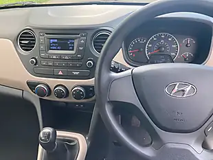 Used 2015 Hyundai I10 S Blue - Interior and Exterior details 15