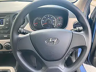 Used 2015 Hyundai I10 S Blue - Interior and Exterior details 17