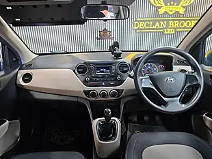 Used 2015 Hyundai I10 S Grey - Interior and Exterior details 15