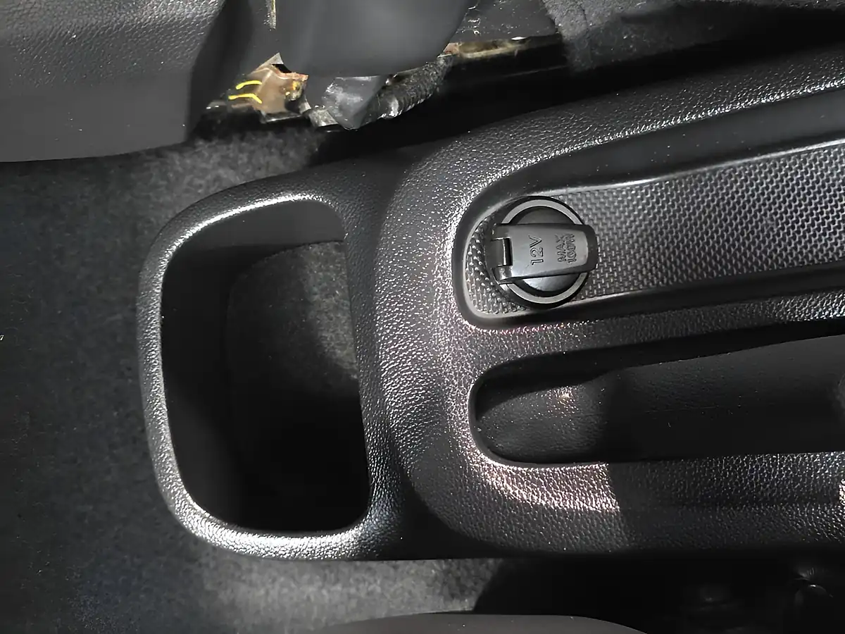 Used 2015 Hyundai I10 S Grey - Interior and Exterior details 20
