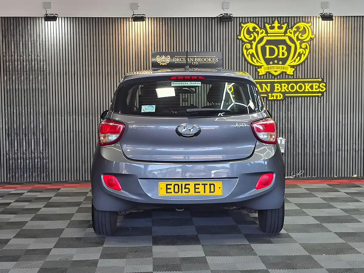 Used 2015 Hyundai I10 S Grey - Interior and Exterior details 4