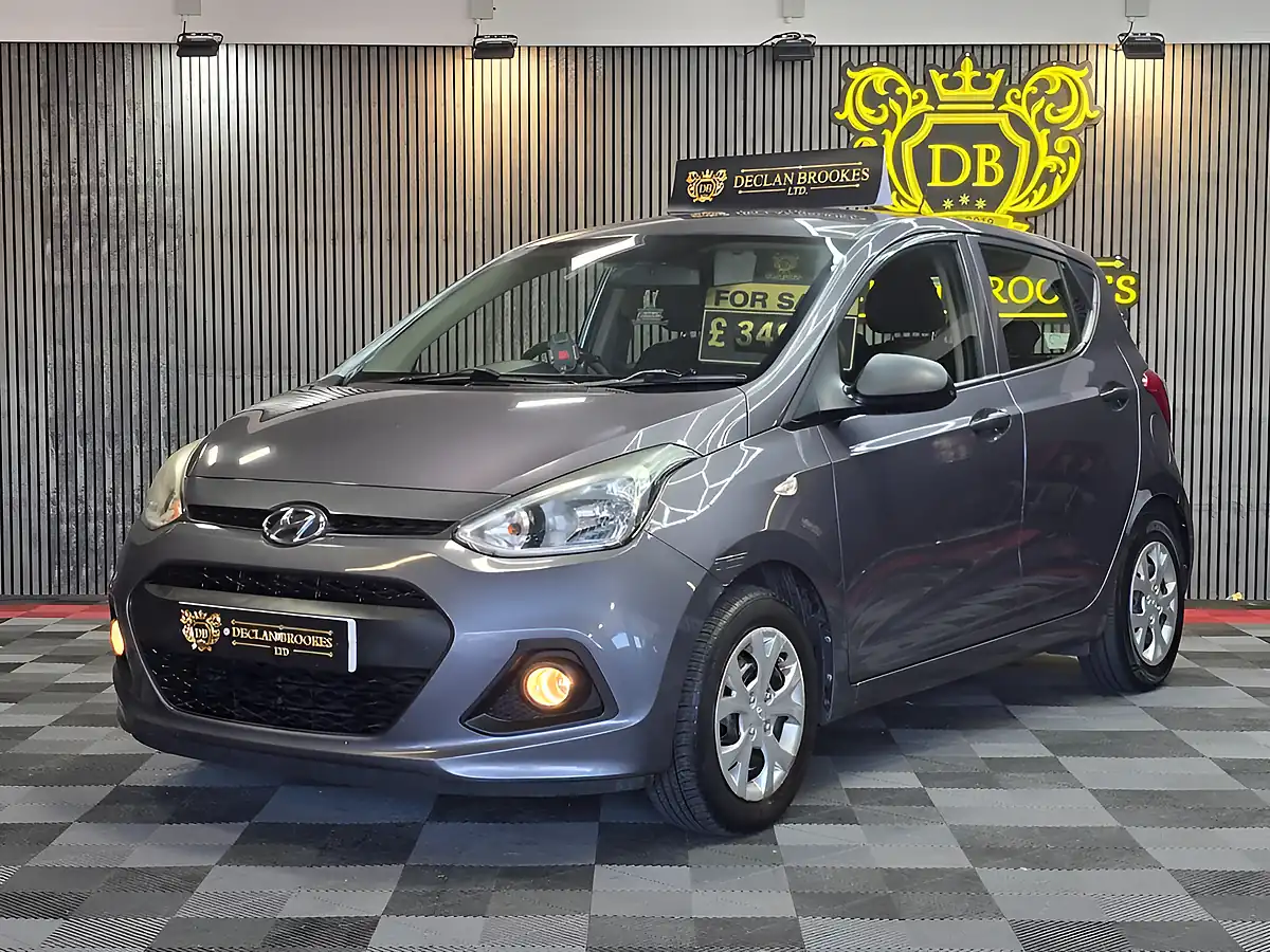 Used 2015 Hyundai I10 S Grey - Interior and Exterior details 7