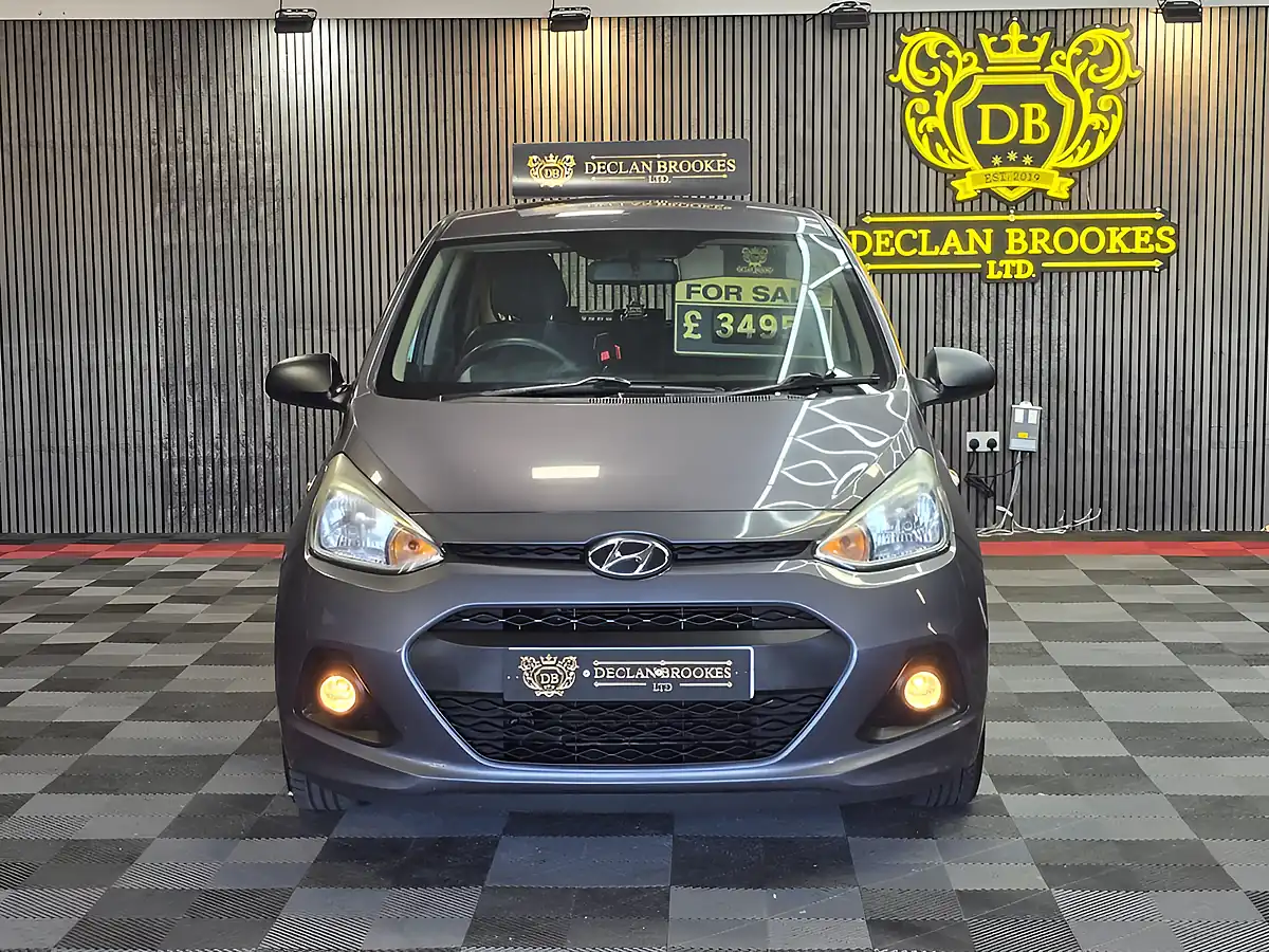 Used 2015 Hyundai I10 S Grey - Interior and Exterior details 8