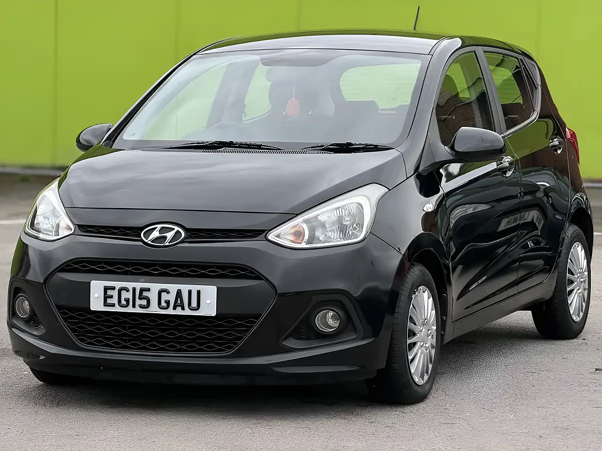 Used 2015 Hyundai i10 Se Black - Interior and Exterior details 4