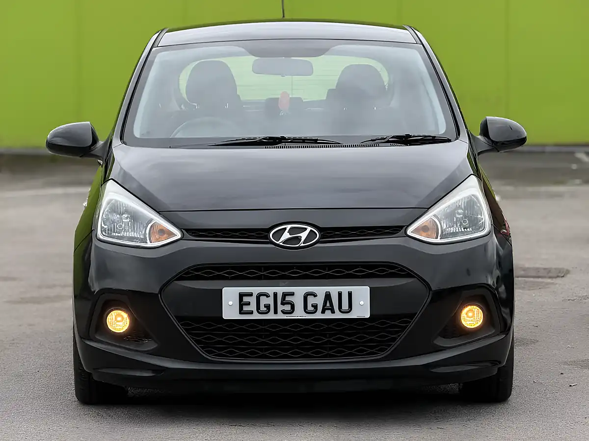 Used 2015 Hyundai i10 Se Black - Interior and Exterior details 5