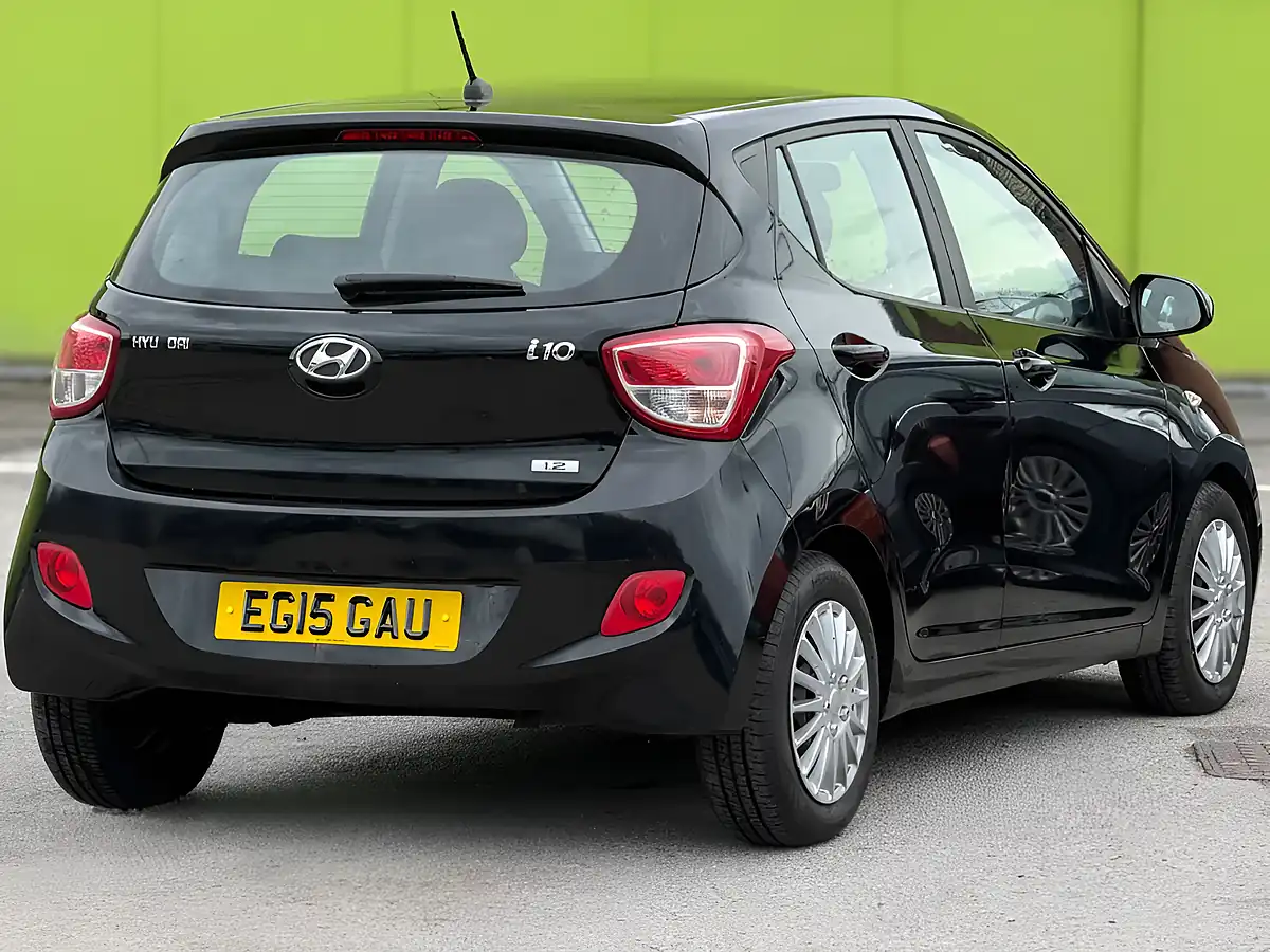 Used 2015 Hyundai i10 Se Black - Interior and Exterior details 6