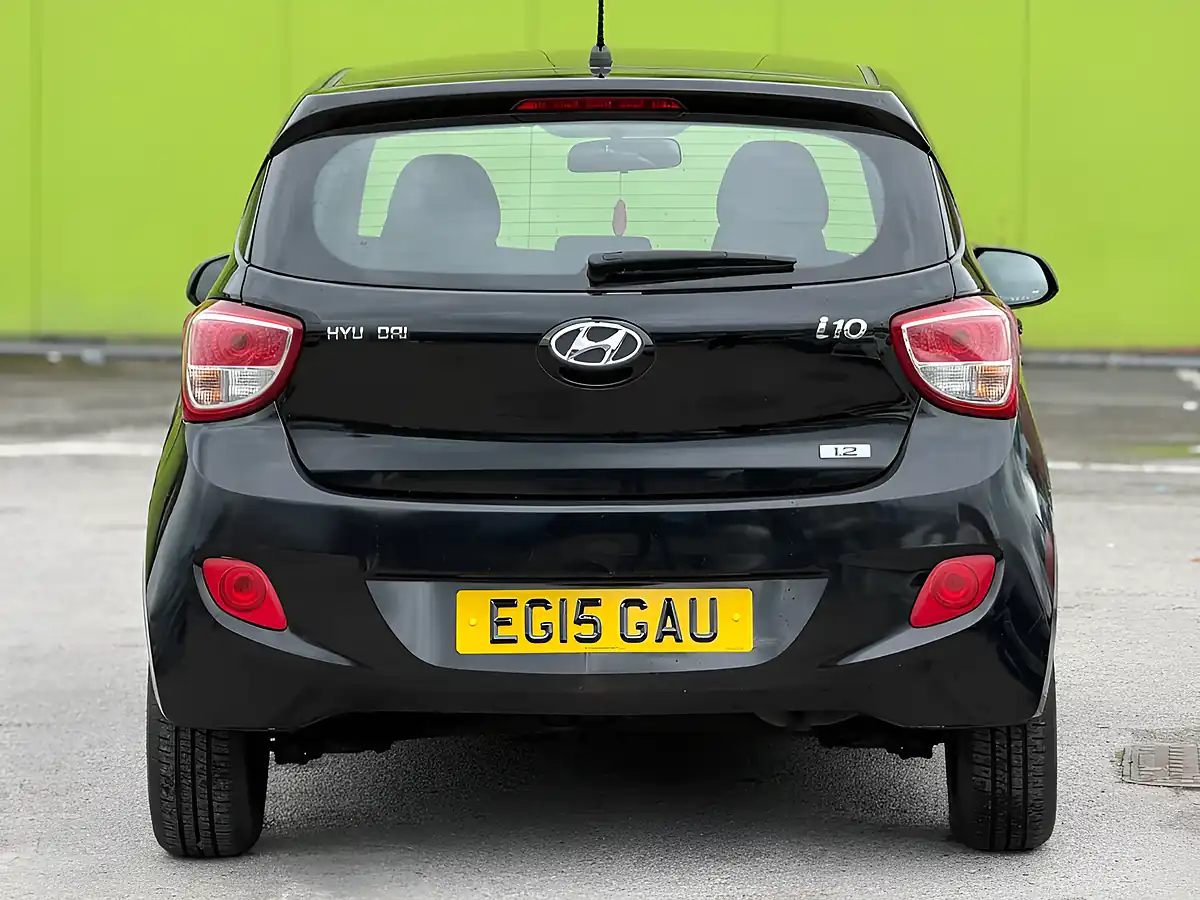 Used 2015 Hyundai i10 Se Black - Interior and Exterior details 8