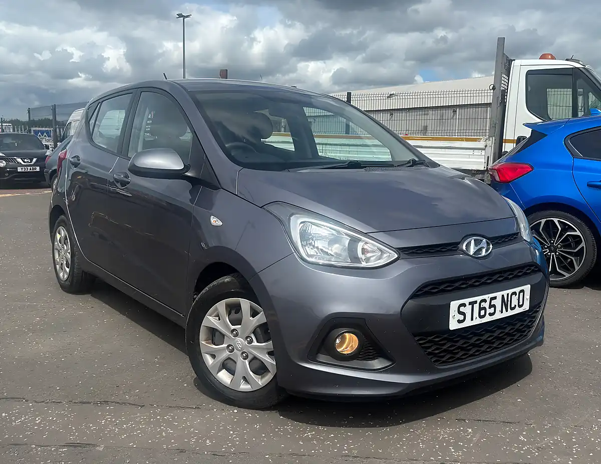Used 2015 Hyundai I10 Se Grey - Interior and Exterior details 10