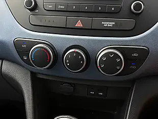 Used 2015 Hyundai I10 Se Polar White - Interior and Exterior details 16