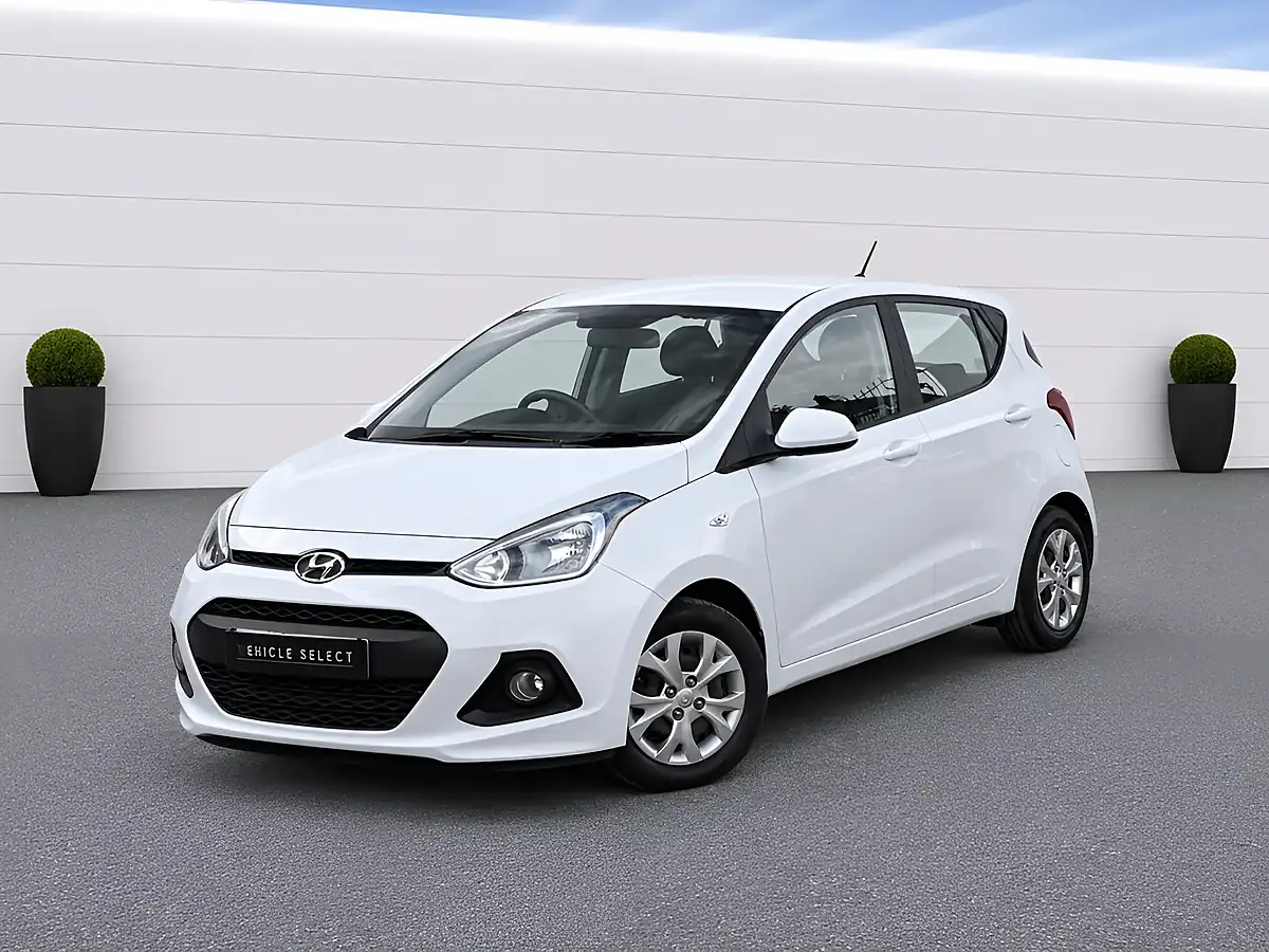 Used 2015 Hyundai I10 Se Polar White - Interior and Exterior details 4