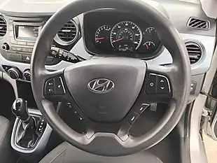 Used 2015 Hyundai i10 Se Silver - Interior and Exterior details 19