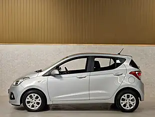 Used 2015 Hyundai I10 Se Sleek Silver Metallic - Interior and Exterior details 11