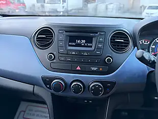Used 2015 Hyundai I10 Se White - Interior and Exterior details 13