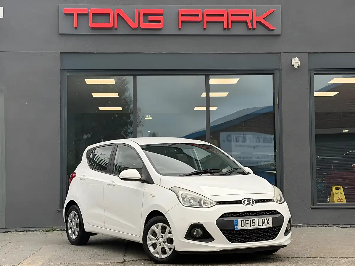 Used 2015 Hyundai I10 Se White - Front View