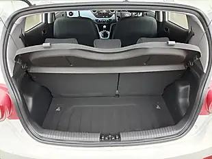 Used 2015 Hyundai i10 Se White - Interior and Exterior details 13
