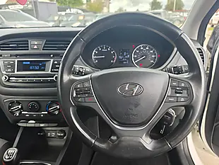 Used 2015 Hyundai I20 Blue Drive Se White - Interior and Exterior details 9
