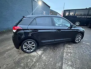 Used 2015 Hyundai i20 Premium Black - Interior and Exterior details 11