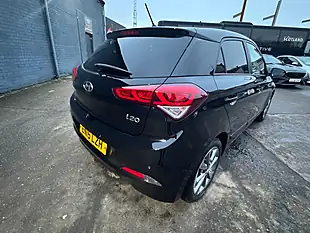 Used 2015 Hyundai i20 Premium Black - Interior and Exterior details 15