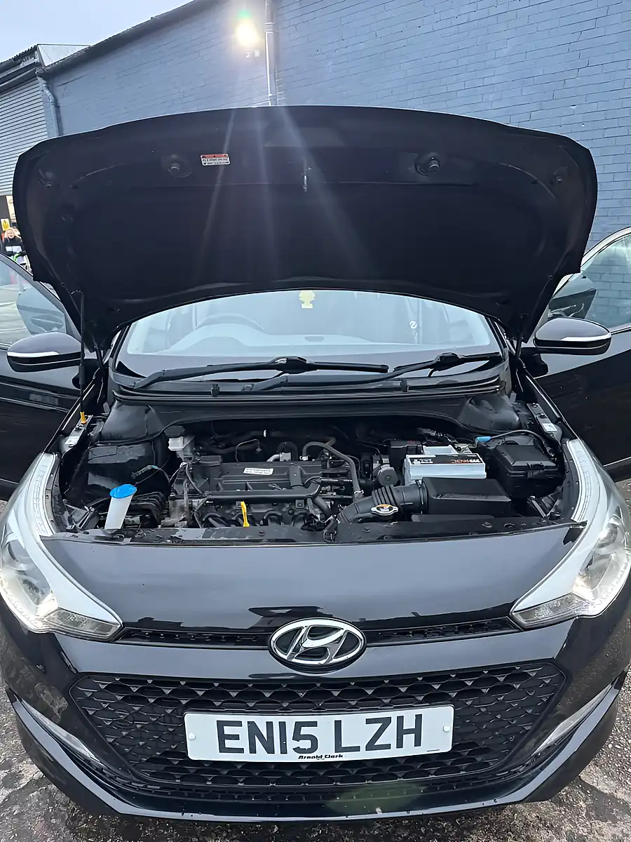 Used 2015 Hyundai i20 Premium Black - Interior and Exterior details 8