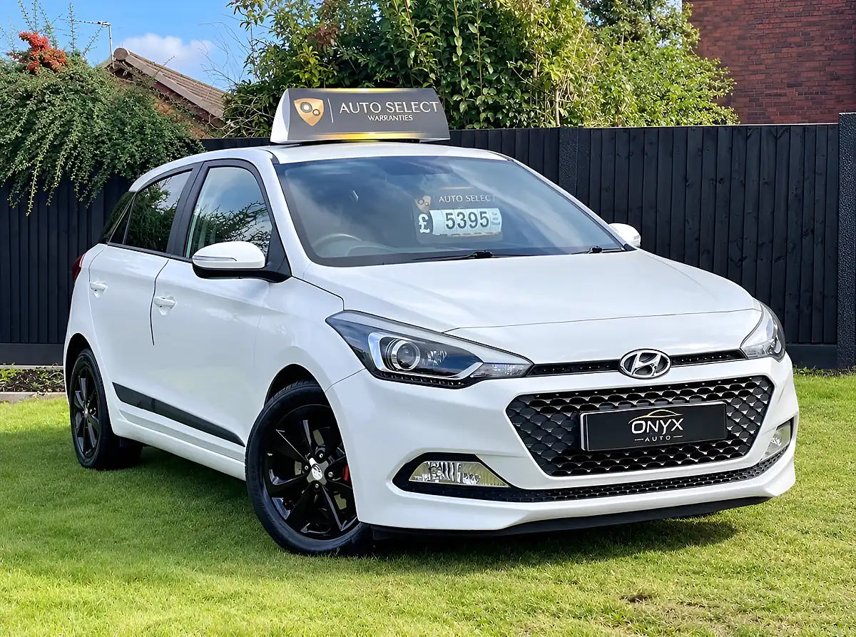 Used 2015 Hyundai i20 Premium Polar White - Front View
