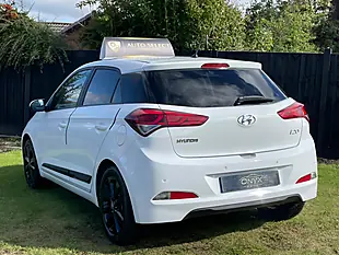 Used 2015 Hyundai i20 Premium Polar White - Interior and Exterior details 6