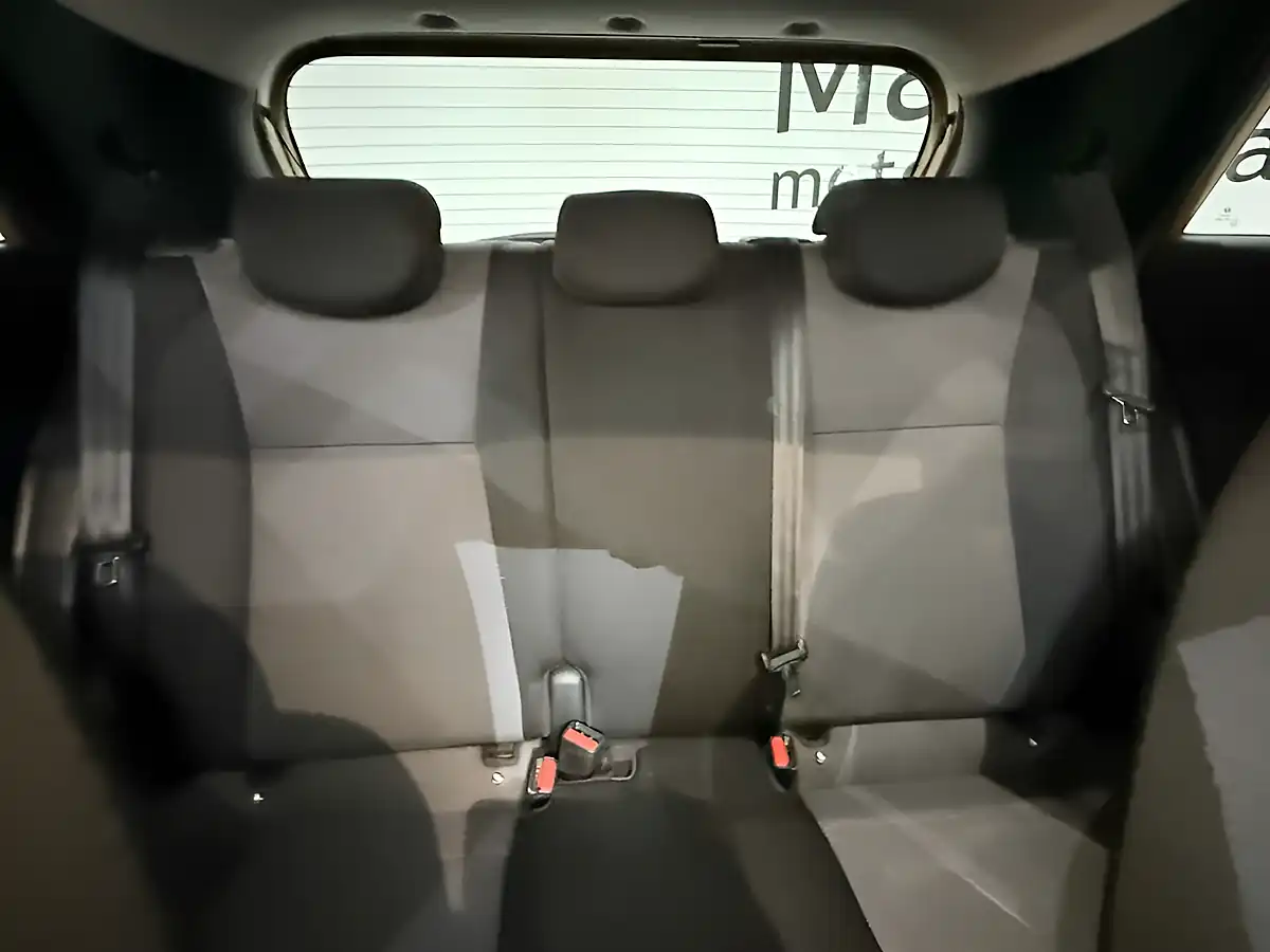 Used 2015 Hyundai I20 Premium Se Orange - Interior and Exterior details 13