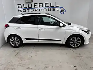 Used 2015 Hyundai I20 Premium Se Polar White - Interior and Exterior details 8