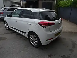 Used 2015 Hyundai I20 Premium Se White - Interior and Exterior details 6