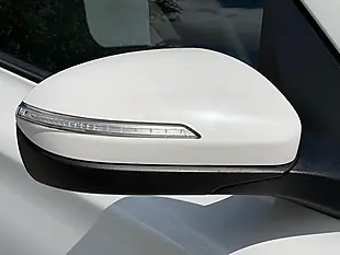 Used 2015 Hyundai I20 Premium Se White - Interior and Exterior details 13