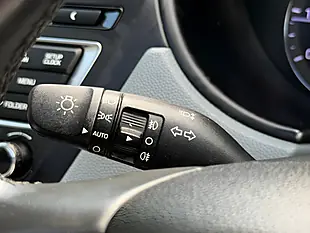Used 2015 Hyundai I20 Premium Se White - Interior and Exterior details 15