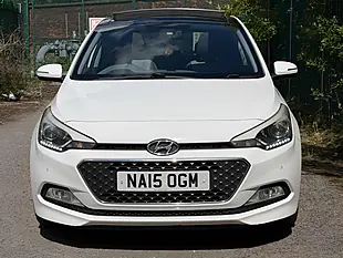 Used 2015 Hyundai I20 Premium Se White - Interior and Exterior details 7