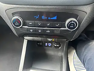 Used 2015 Hyundai I20 Premium Silver - Interior and Exterior details 11