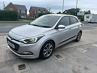 Used 2015 Hyundai I20 Premium Silver - Interior and Exterior details 20