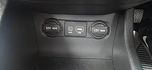 Used 2015 Hyundai I20 Premium Silver - Interior and Exterior details 13