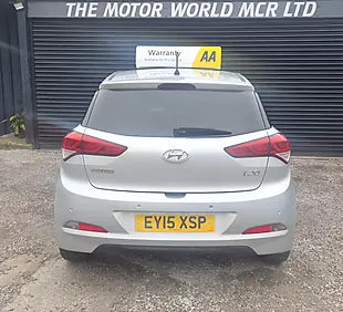 Used 2015 Hyundai I20 Premium Silver - Interior and Exterior details 5