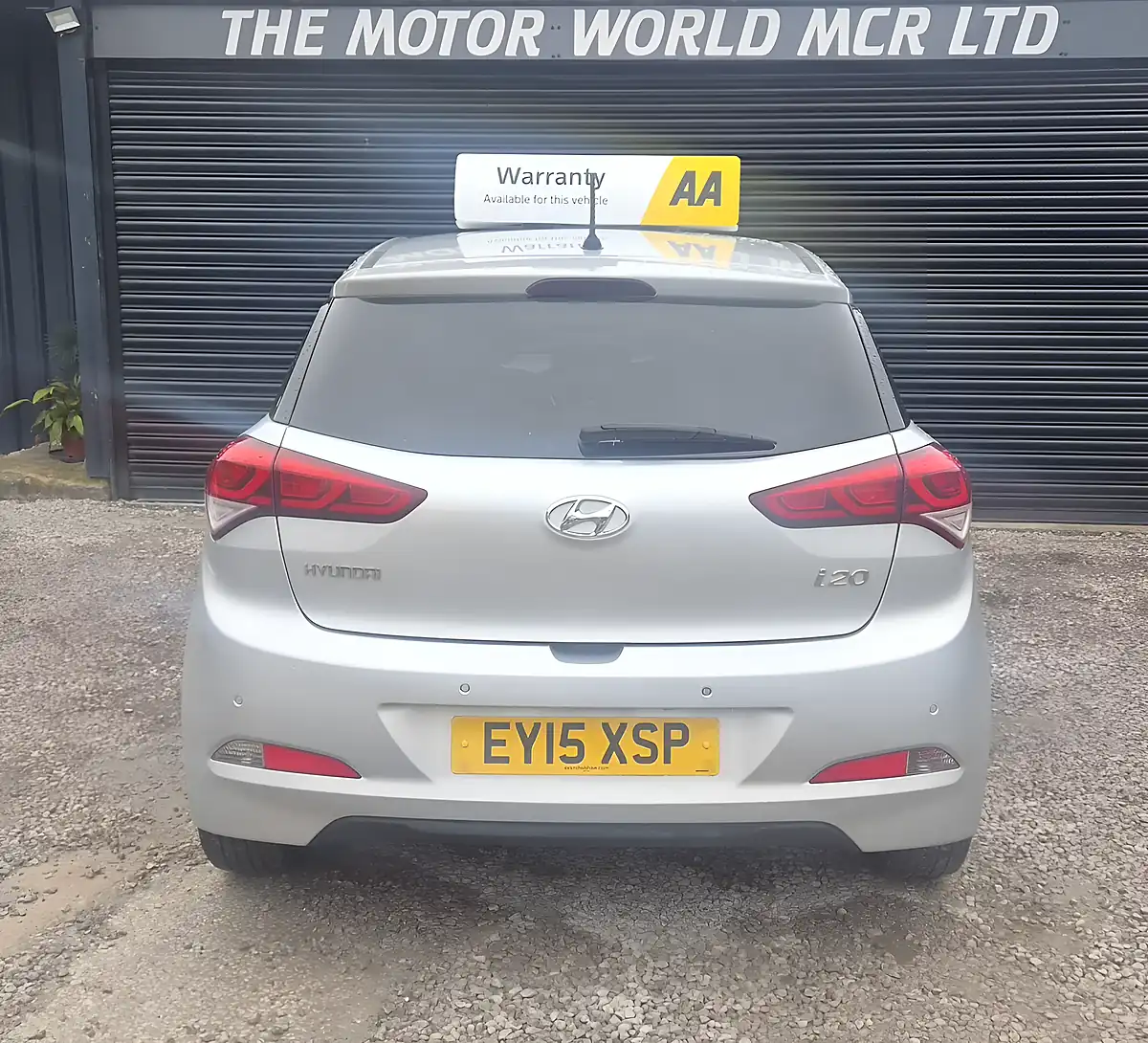 Used 2015 Hyundai I20 Premium Silver - Interior and Exterior details 5
