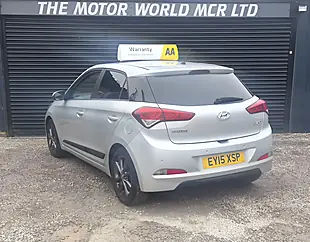 Used 2015 Hyundai I20 Premium Silver - Interior and Exterior details 6