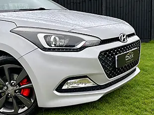Used 2015 Hyundai i20 Premium Sleek Silver - Interior and Exterior details 3