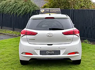 Used 2015 Hyundai i20 Premium Sleek Silver - Interior and Exterior details 6