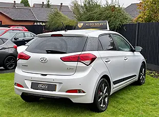 Used 2015 Hyundai i20 Premium Sleek Silver - Interior and Exterior details 7