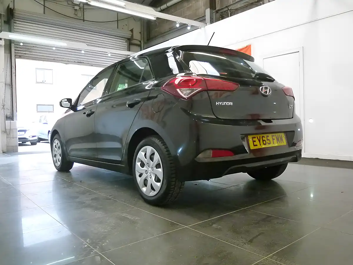 Used 2015 Hyundai i20 S Air Black - Interior and Exterior details 10