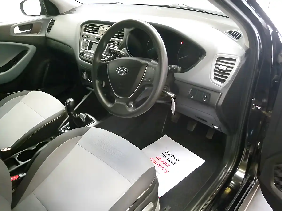 Used 2015 Hyundai i20 S Air Black - Interior and Exterior details 13