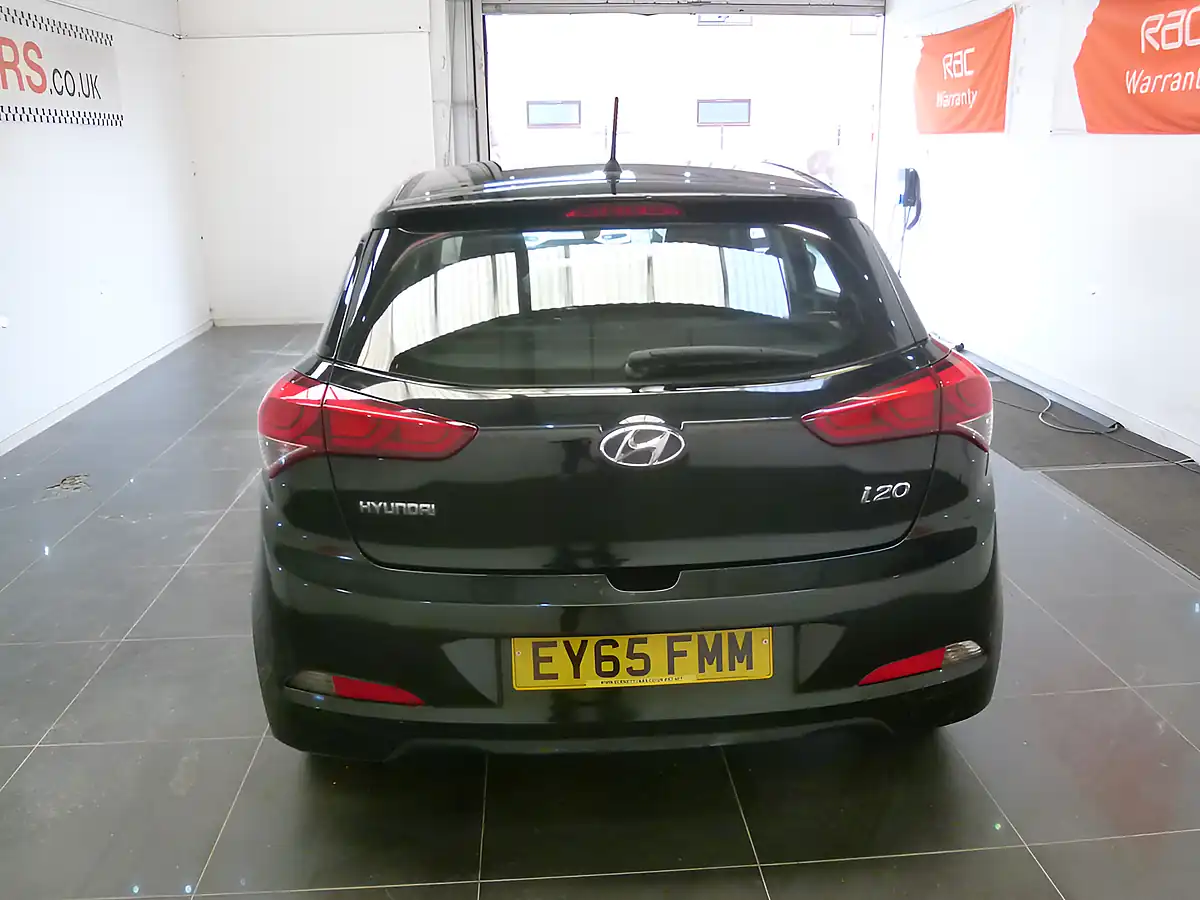 Used 2015 Hyundai i20 S Air Black - Interior and Exterior details 7
