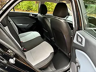 Used 2015 Hyundai I20 S Black - Interior and Exterior details 15