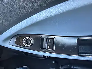Used 2015 Hyundai I20 S White - Interior and Exterior details 15