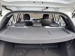Used 2015 Hyundai i20 S White - Interior and Exterior details 15